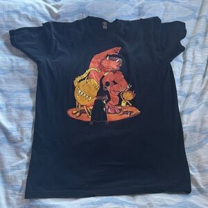 Black Graphic Tee - Short Sleeve